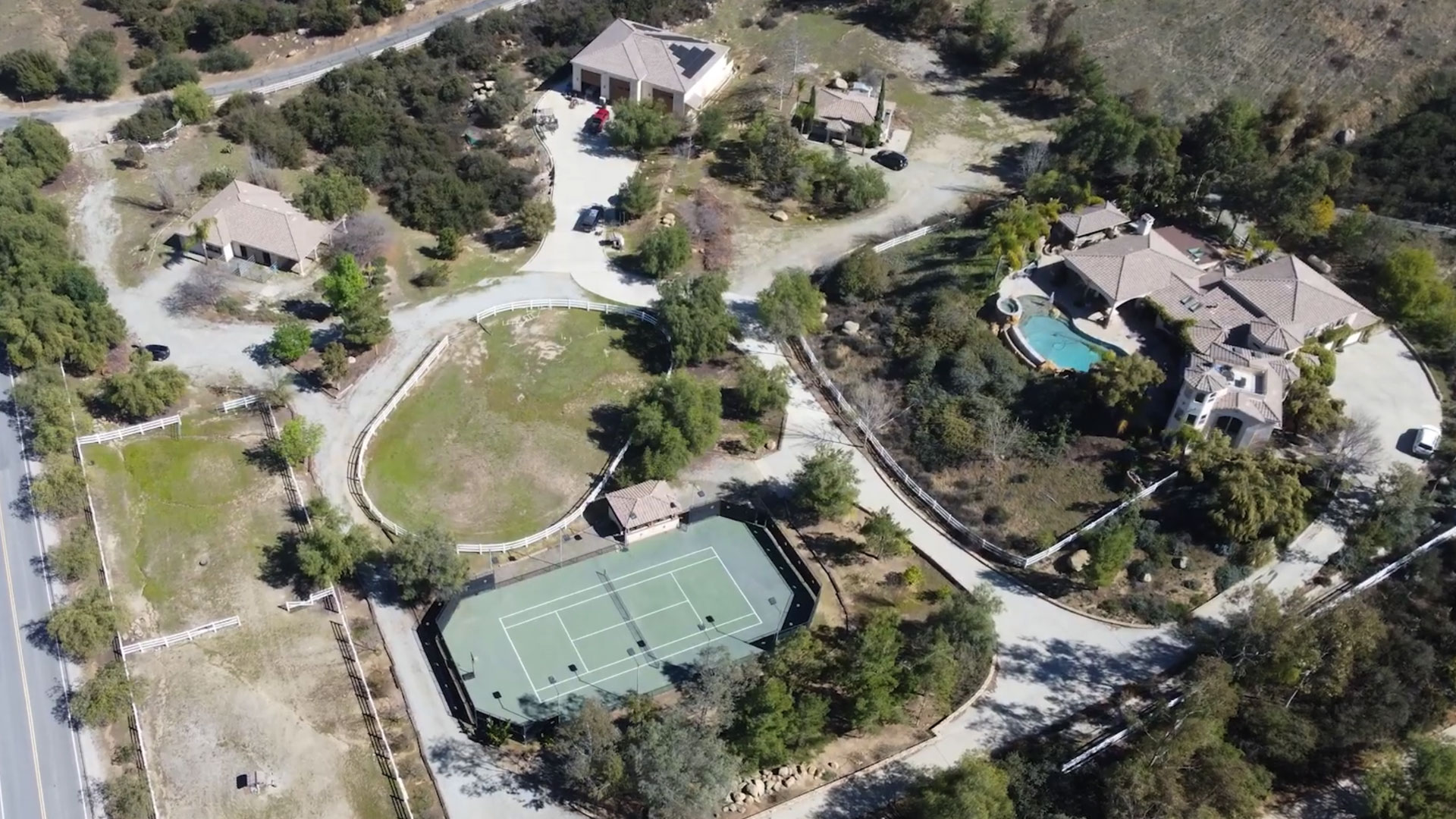 Detached Home with Horse Stables — 18797 Vista de Montañas, Murrieta, CA